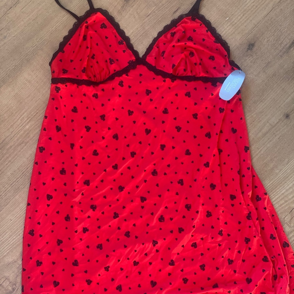 Red with black hearts nightgown